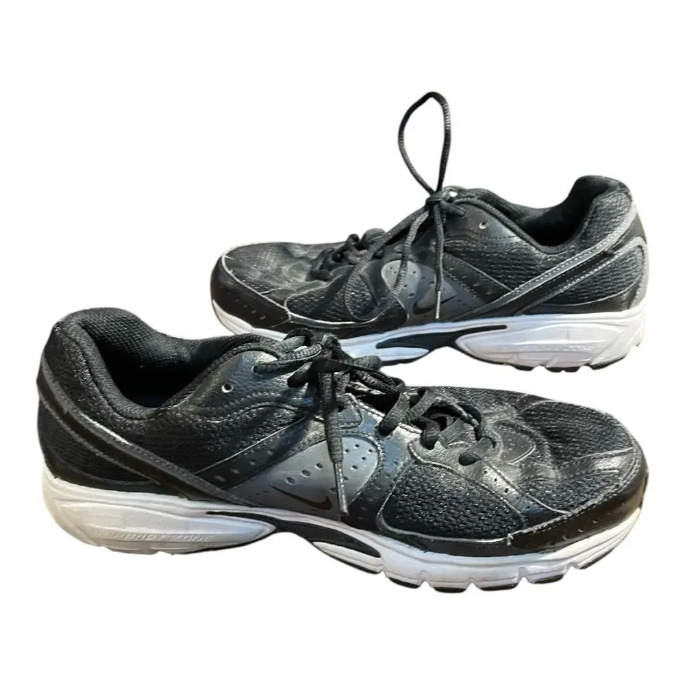 Nike Dart 7 Men’s Size 9.5 | Black Running Sneakers